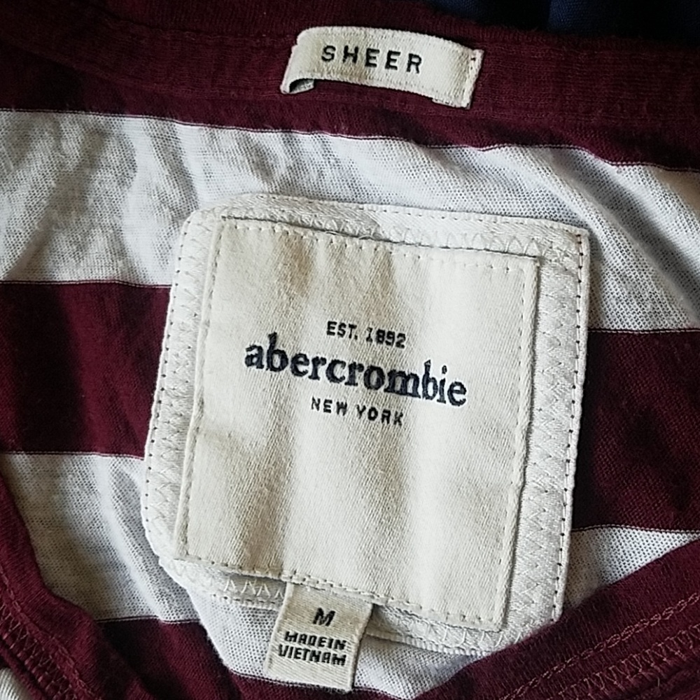 Shirt - Picture 3 of 4